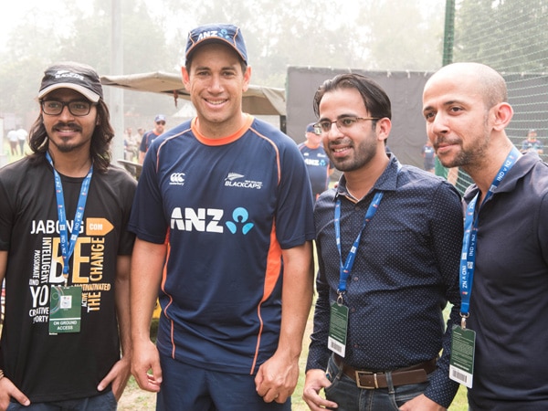 BLACKCAPS Dazzle Delhi - Canterbury 2017/18 Kit and replica apparel unveiled BLACKCAPS Dazzle Delhi - Canterbury 2017/18 Kit and replica apparel unveiled