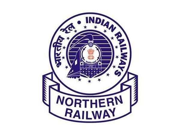 Muzaffarnagar train derailment: Northern Railways assures alternate transport for stranded passengers Muzaffarnagar train derailment: Northern Railways assures alternate transport for stranded passengers