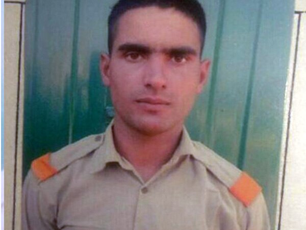 BSF Jawan Ramzan Parray shot dead by terrorists in North Kashmir BSF Jawan Ramzan Parray shot dead by terrorists in North Kashmir