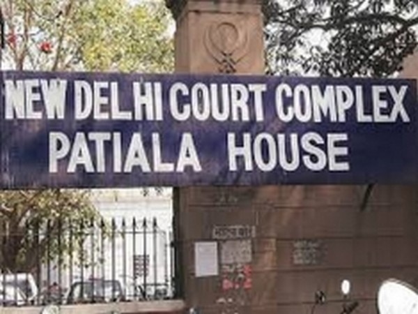 Sunanda Pushkar case: Court raps Delhi police over delayed 'de-sealing' of hotel suite Sunanda Pushkar case: Court raps Delhi police over delayed 'de-sealing' of hotel suite