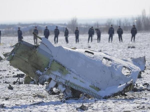 Russian plane with 71 people onboard crashes Russian plane with 71 people onboard crashes