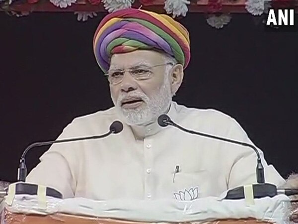 A former PM lacked courage to conduct surgical strike post 26/11: PM Modi A former PM lacked courage to conduct surgical strike post 26/11: PM Modi