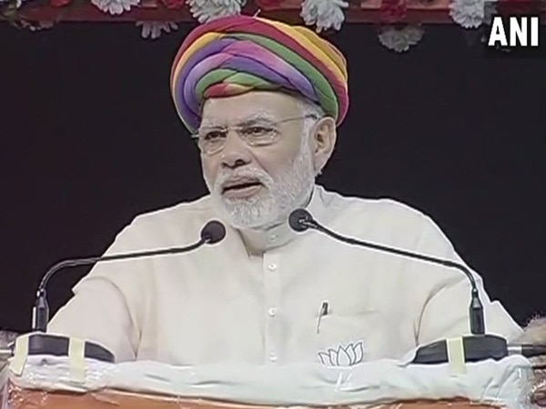 A former PM lacked courage to conduct surgical strike post 26/11: PM Modi A former PM lacked courage to conduct surgical strike post 26/11: PM Modi