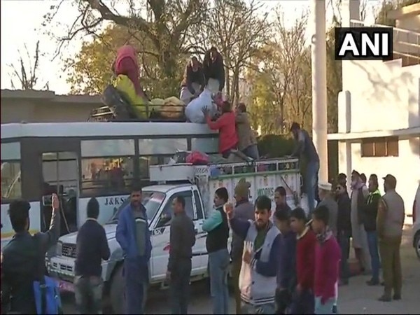 Cross-LoC bus service suspended in Poonch amid ceasefire Cross-LoC bus service suspended in Poonch amid ceasefire
