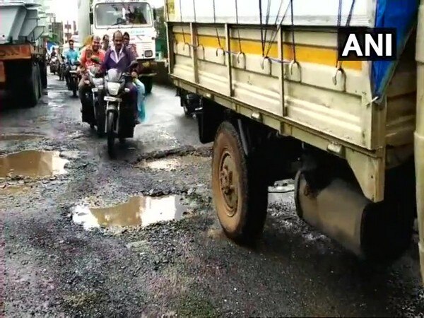 Pothole-riddled roads leave commuters in dismay Pothole-riddled roads leave commuters in dismay