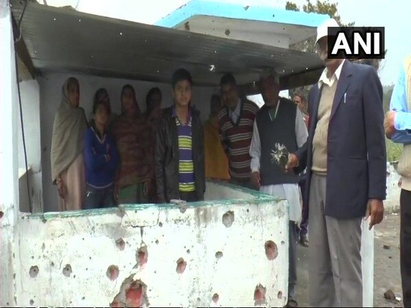 Ceasefire violation in J&K's Rajouri, houses damaged Ceasefire violation in J&K's Rajouri, houses damaged