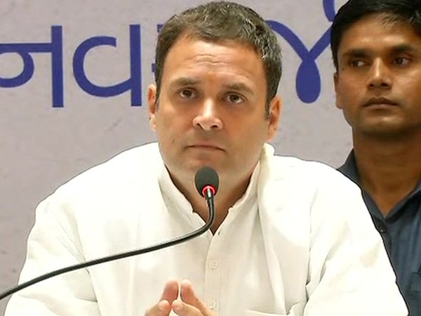 Rahul slams RSS chief for 'disrespecting' Army Rahul slams RSS chief for 'disrespecting' Army