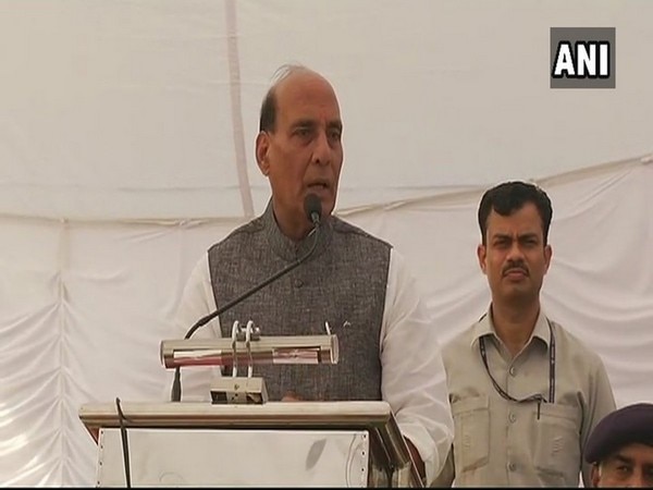 Rajnath hails BSF jawans as 'first wall of security' Rajnath hails BSF jawans as 'first wall of security'