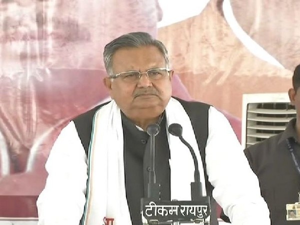 Dropout rate in schools reduced to 1% in Chhattisgarh: Raman Singh Dropout rate in schools reduced to 1% in Chhattisgarh: Raman Singh