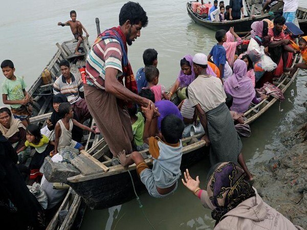 Rohingya boat capsises along Bangladesh-Myanmar border, several dead Rohingya boat capsises along Bangladesh-Myanmar border, several dead