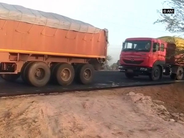 36 trailer vehicles involved in illegal sand mining seized in Rajasthan 36 trailer vehicles involved in illegal sand mining seized in Rajasthan
