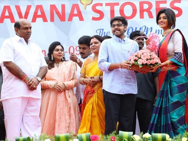 Saravana Stores The Crown Mall: A grand showroom launched at OMR Saravana Stores The Crown Mall: A grand showroom launched at OMR