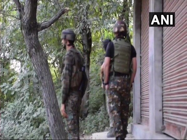4 terrorists killed in Shopian after fresh firing 4 terrorists killed in Shopian after fresh firing