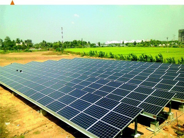 India's solar manufacturers facing a 'make or buy' dilemma India's solar manufacturers facing a 'make or buy' dilemma