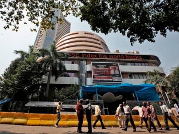 Sensex soars to record high, Nifty eyes 10,742 Sensex soars to record high, Nifty eyes 10,742