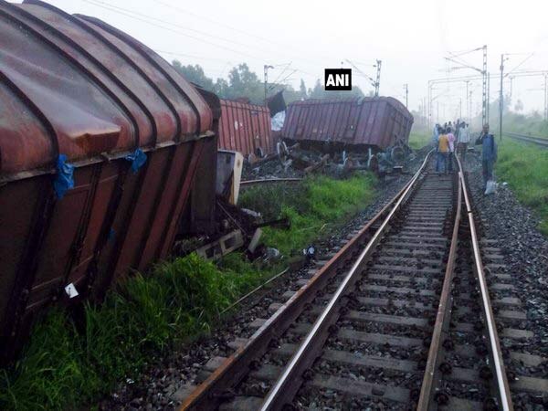 Odisha: Goods train derails in Cuttack, rail traffic affected Odisha: Goods train derails in Cuttack, rail traffic affected