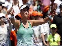 Azarenka to miss Fed Cup final against USA amid child custody battle