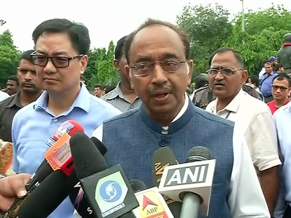 Parents should encourage children to indulge in more sports activities: Vijay Goel Parents should encourage children to indulge in more sports activities: Vijay Goel