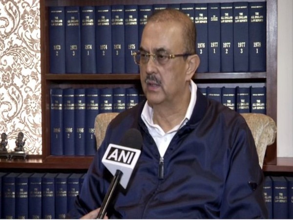 In-house mechanism, not politicos, can solve SC crisis: Vikas Singh