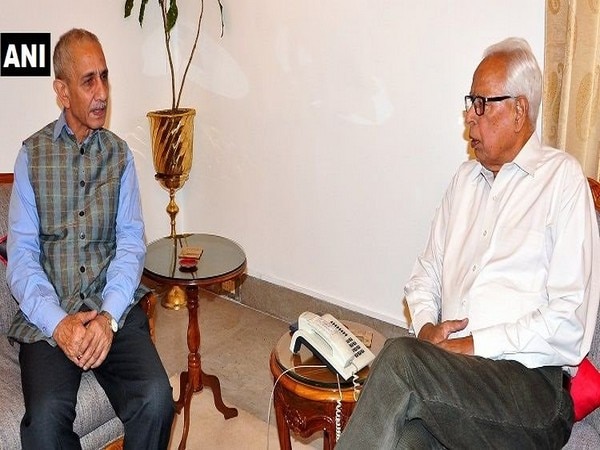 Dineshwar Sharma meets J-K Governor Dineshwar Sharma meets J-K Governor