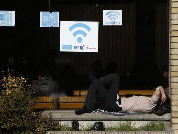 Facebook develops mesh Wi-Fi to deliver internet to 3.8 bn people Facebook develops mesh Wi-Fi to deliver internet to 3.8 bn people