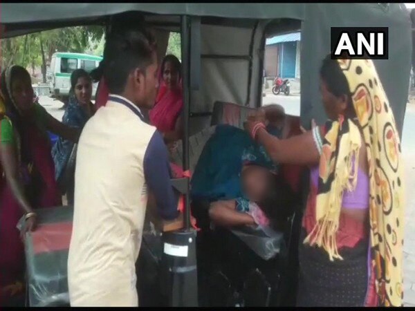 With no doctors at Chhattisgarh health centre, woman delivers in auto With no doctors at Chhattisgarh health centre, woman delivers in auto