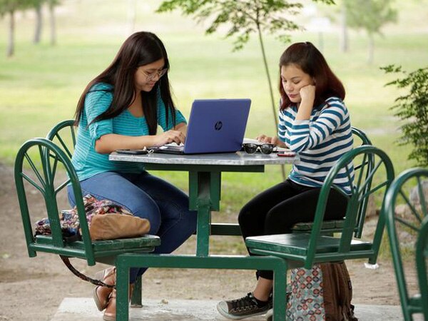 Top women friendly co-working spaces Top women friendly co-working spaces