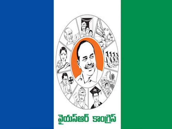 YSR Congress workers create ruckus during party meeting YSR Congress workers create ruckus during party meeting
