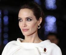 Jolie quits movie to avoid working with Pitt
