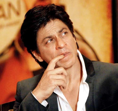 Felt like crying when asked to prove my patriotism, says SRK Felt like crying when asked to prove my patriotism, says SRK