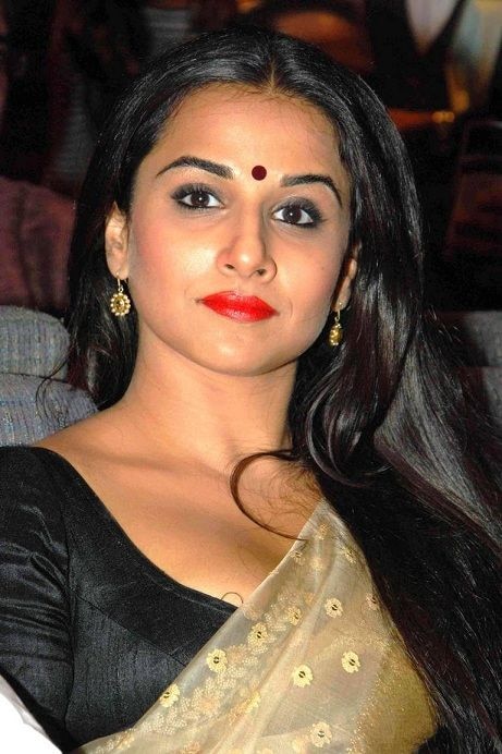 461px x 692px - Looking forward to the exciting phase as CBFC member: Vidya Balan