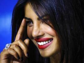 International diva Priyanka Chopra turns Marathi 'Mulgi' International diva Priyanka Chopra turns Marathi 'Mulgi'