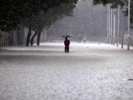 Chennai to get very heavy rain as deep depression moves closer Chennai to get very heavy rain as deep depression moves closer