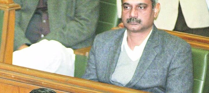 Court allows Rajendra Kumar to take his cash back from CBI Court allows Rajendra Kumar to take his cash back from CBI