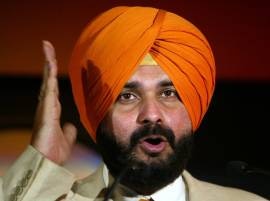 Video: Sidhu mocking at Kejriwal video clips go viral on social media  Video: Sidhu mocking at Kejriwal video clips go viral on social media