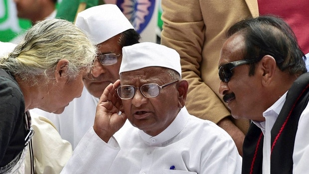 Anna Hazare to appear on 'The Kapil Sharma Show' Anna Hazare to appear on 'The Kapil Sharma Show'
