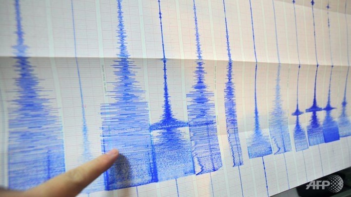 Six wounded as quake hits Manipur Six wounded as quake hits Manipur