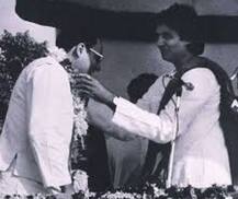 Did Amitabh\'s exit from politics lead to Rajiv\'s fall in 1989?