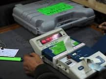 Exit polls give Bengal to Mamata, Assam to BJP, Kerala to Left, TN to DMK