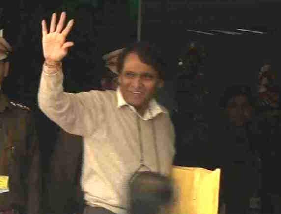 Noting that his new assignment is his ninth as a Cabinet minister, Prabhu said every task is equally important. Prabhu was moved out of the important railway ministry and was handed over the commerce and industry portfolio in the Cabinet recast. (Image: File)