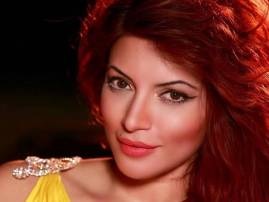 Shama Sikander starrer 'Maaya' a soft porn?  Shama Sikander starrer 'Maaya' a soft porn?