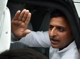 Oppn seeks Akhilesh's resignation over Bulandshahar gangrape Oppn seeks Akhilesh's resignation over Bulandshahar gangrape