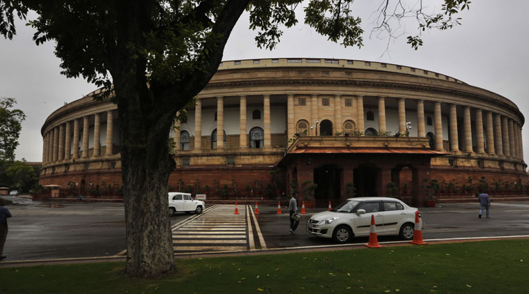 LS disrupted over Modi\'s allegation against Manmohan