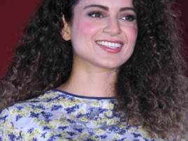 Disturbing thing to say: Kangana on Shobha De's tweet