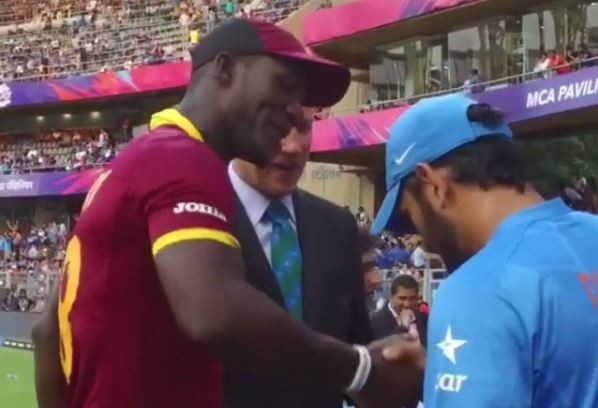 VIDEO: Watch Darren Sammy pull with MS Dhoni leg before India-West Indies ICC World T20 2016 semi-final at Wankhede Stadium in Mumbai VIDEO: Watch Darren Sammy pull with MS Dhoni leg before India-West Indies ICC World T20 2016 semi-final at Wankhede Stadium in Mumbai