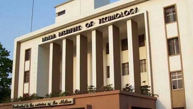 IIT fees raised from Rs 90,000 to Rs 2 lakh IIT fees raised from Rs 90,000 to Rs 2 lakh