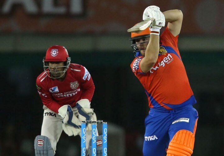 IPL 2016: Dwayne Bravo, Aaron Finch lead Gujarat Lions to victory over KXIP IPL 2016: Dwayne Bravo, Aaron Finch lead Gujarat Lions to victory over KXIP