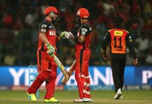 ROYAL CHALLENGERS BANGALORE vs SUNRISERS HYDERABAD LIVE SCORES INDIAN PREMIER LEAGUE 2016 BENGALURU