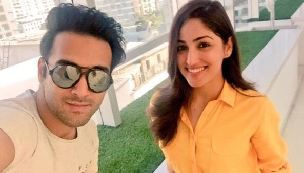 Pulkit Samrat denies 'moving in' with Yami Gautam Pulkit Samrat denies 'moving in' with Yami Gautam