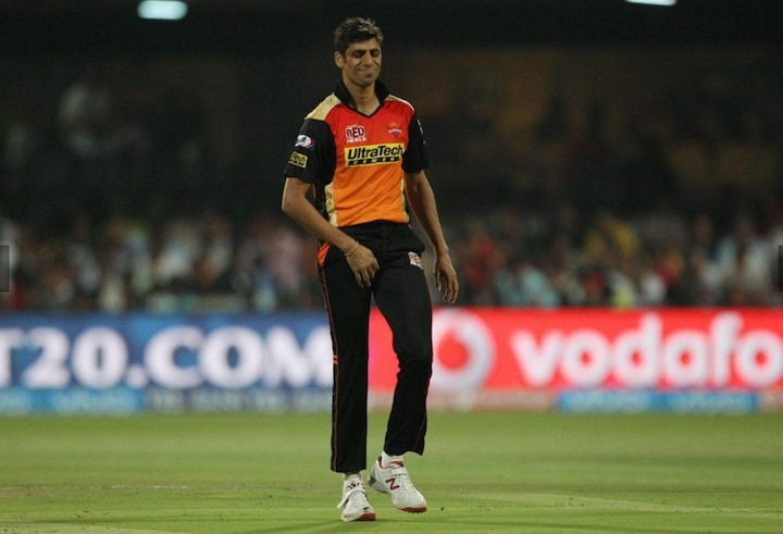 Ashish Nehra gets injured, out of IPL for couple of matches, says David Warner, Sunrisers Hyderabad Ashish Nehra gets injured, out of IPL for couple of matches, says David Warner, Sunrisers Hyderabad
